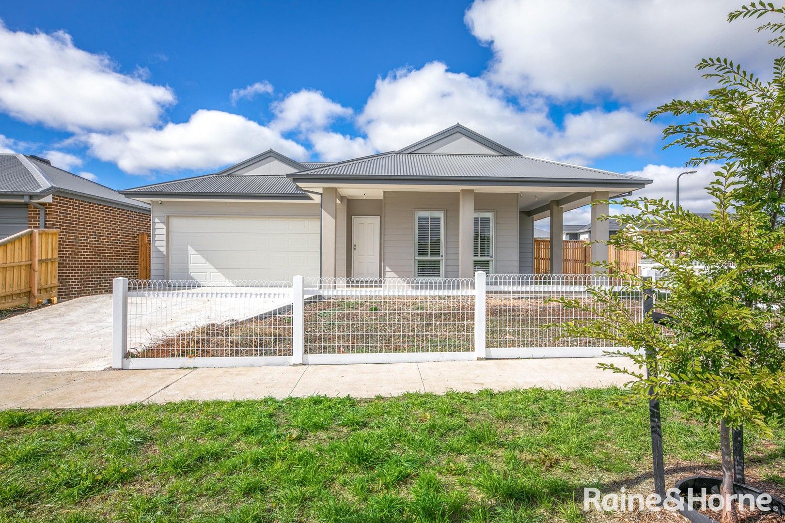 13 Silver Smith Drive, VIC 3444 House For Rent Domain