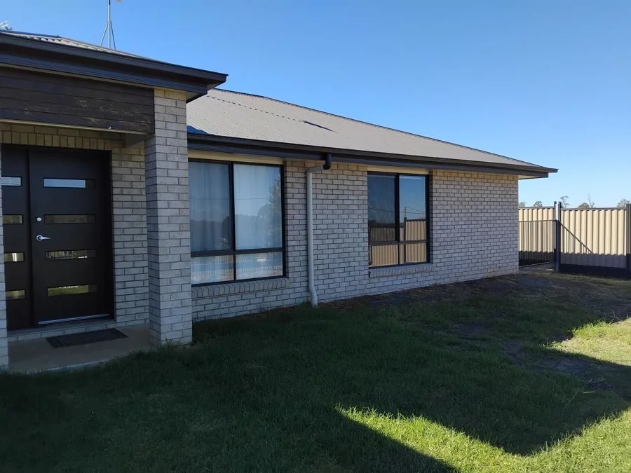 118 Mocatta Street, Goombungee QLD 4354