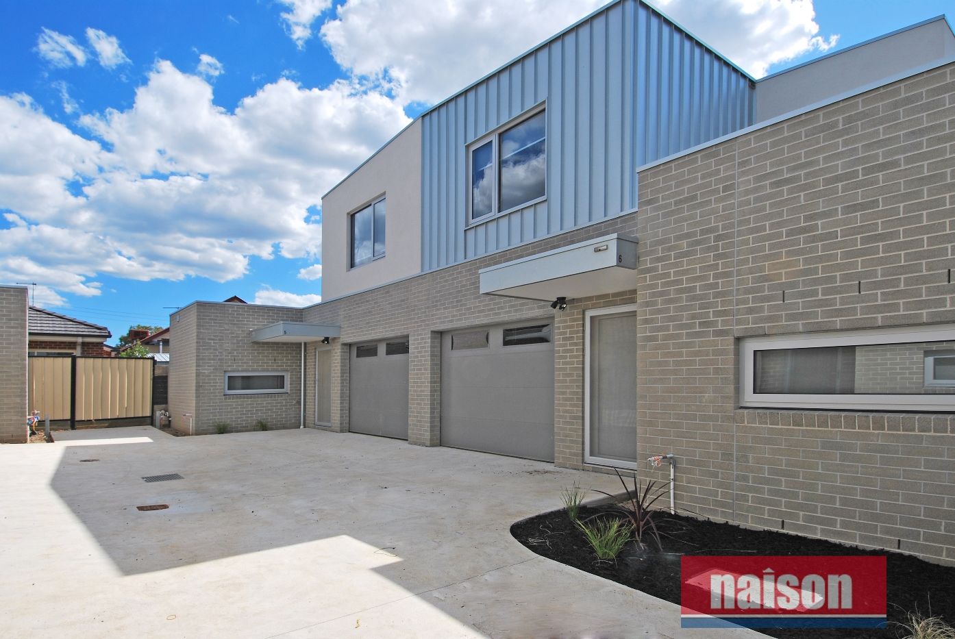 2 bedrooms Townhouse in 19-21 Lake Street RESERVOIR VIC, 3073