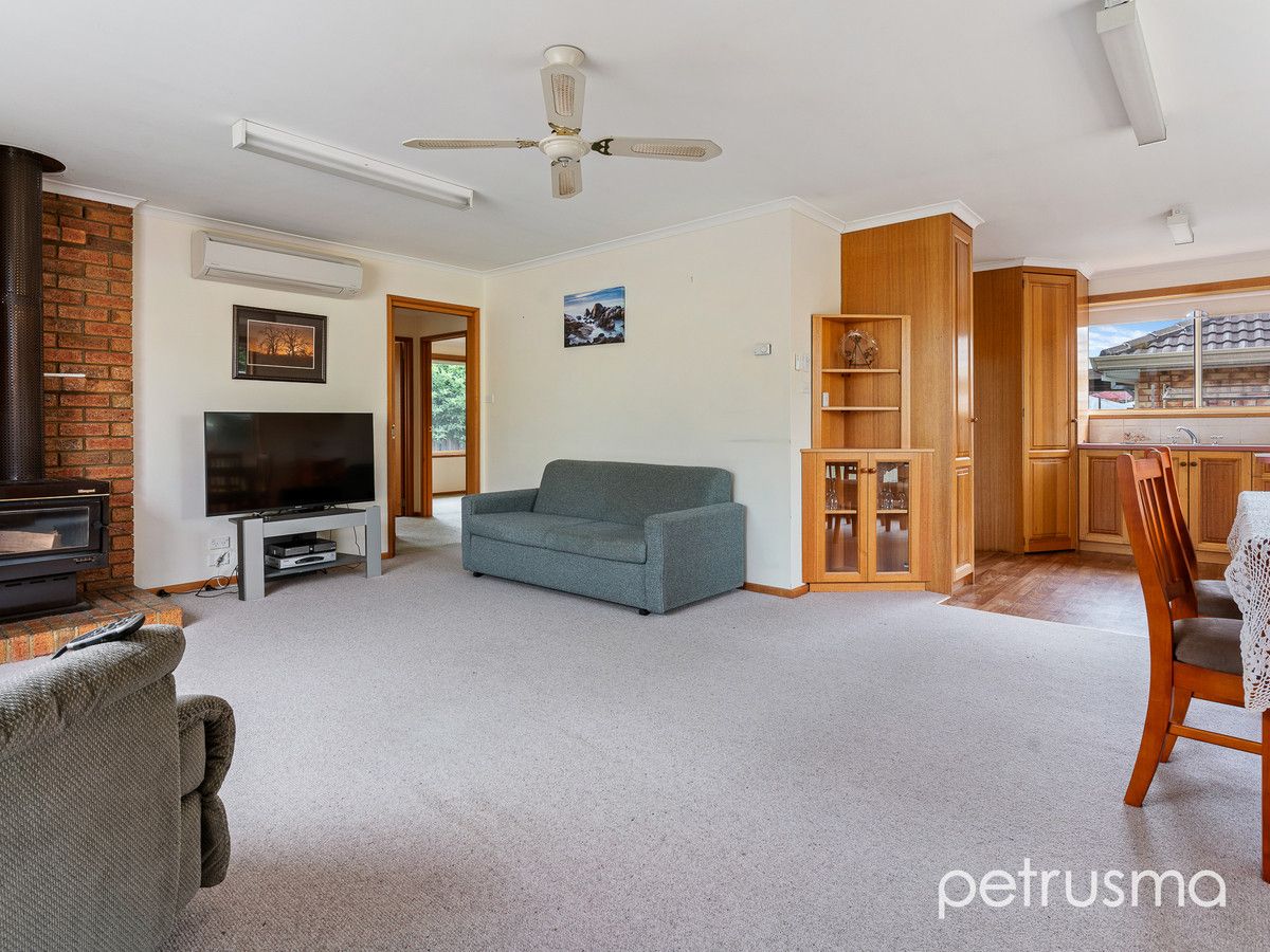 2/30 Philip Avenue, Montrose TAS 7010, Image 1