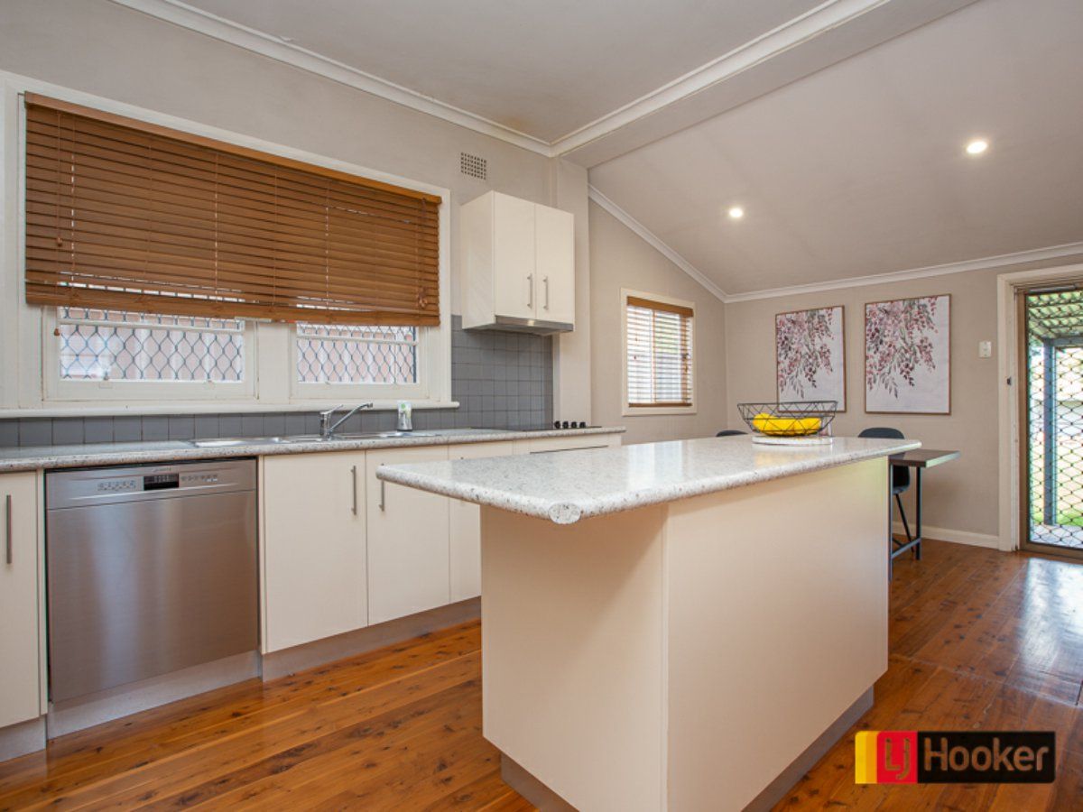 23 Roderick Street, Tamworth NSW 2340, Image 1