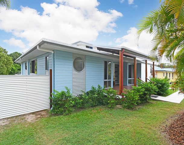 22 Annette Street, Dundowran Beach QLD 4655