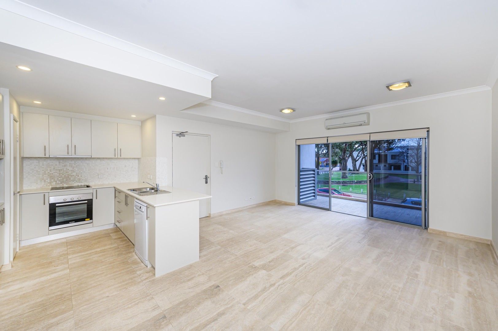 2 bedrooms Apartment / Unit / Flat in 14/42 McLarty Avenue JOONDALUP WA, 6027