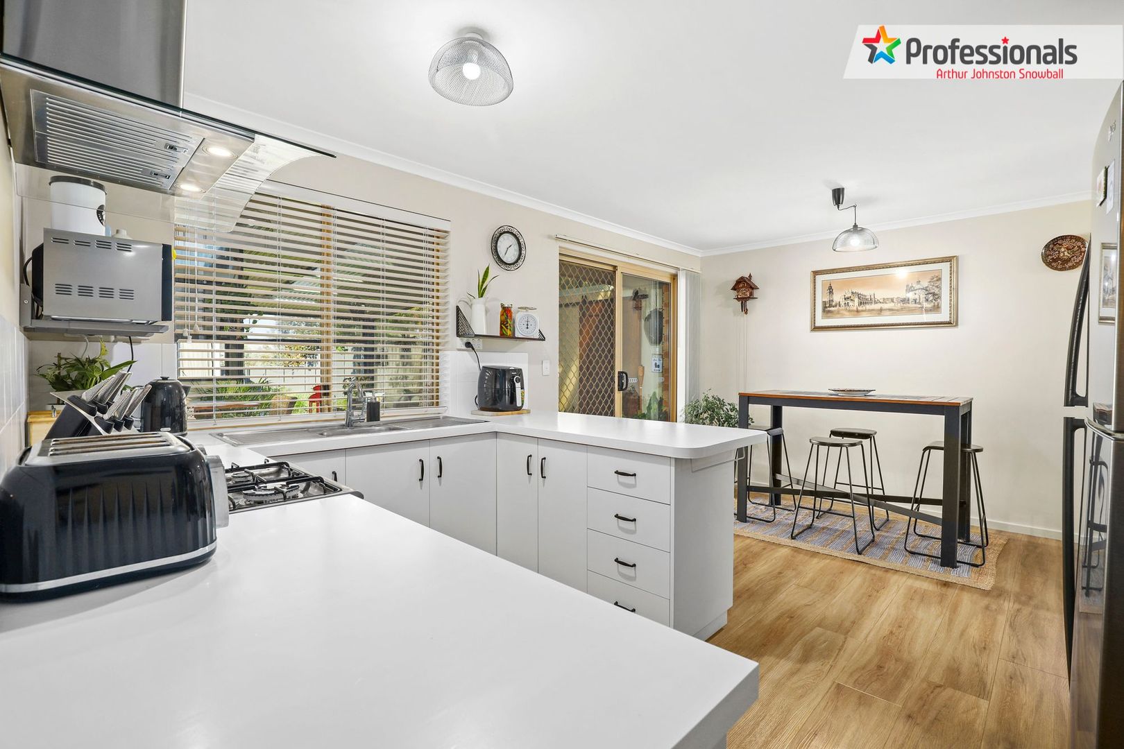 28 Francis Street, Lower King WA 6330, Image 2