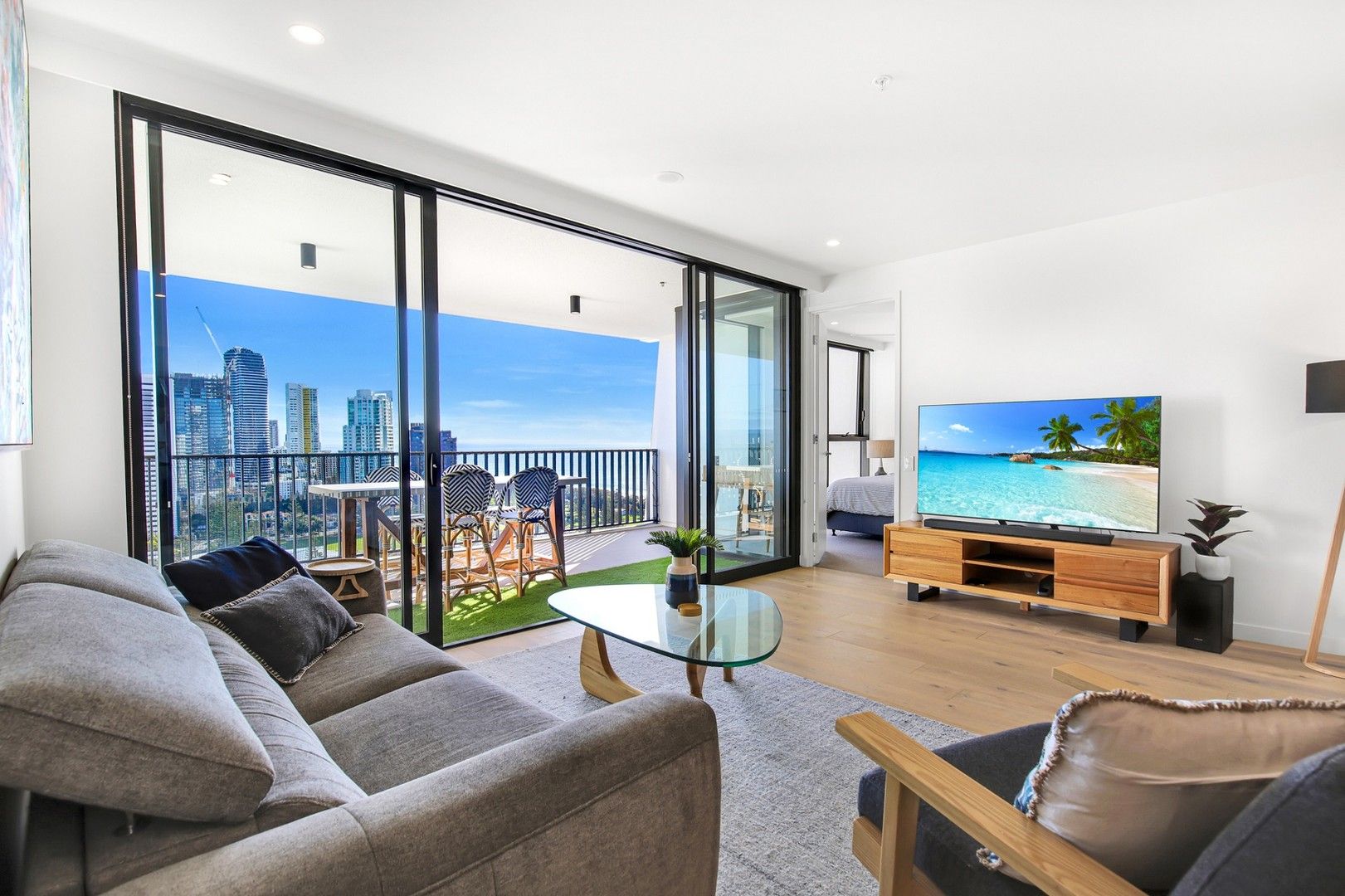 2 bedrooms Apartment / Unit / Flat in 1902/43 Peerless Avenue MERMAID BEACH QLD, 4218