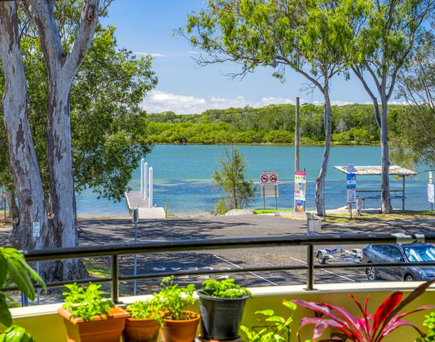 2/621 Ocean Drive, North Haven NSW 2443