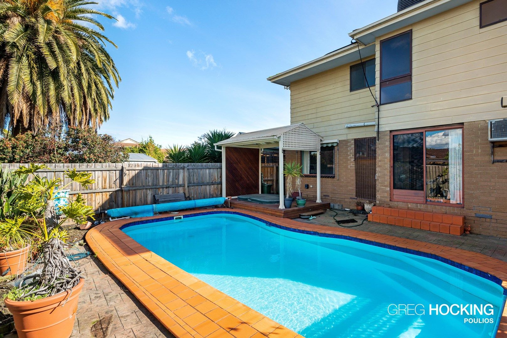 8 Blackburn Drive, Cheltenham VIC 3192, Image 2