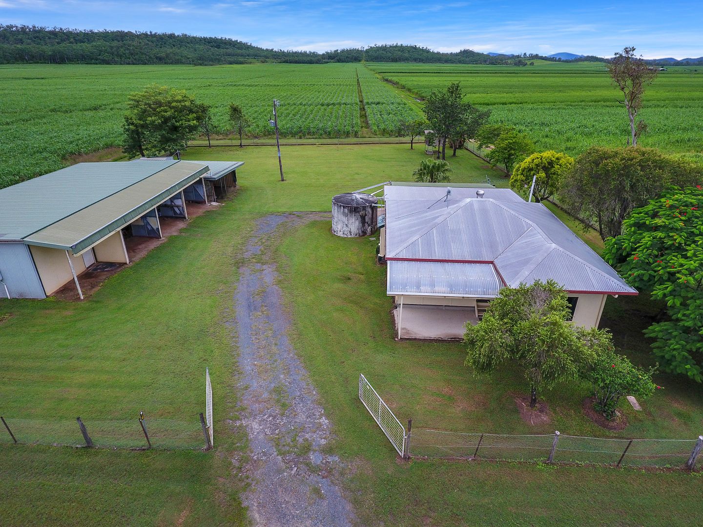 10 Aldis Road, St Helens Beach QLD 4798, Image 2