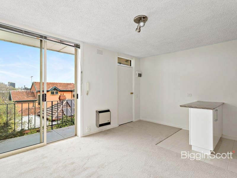 1 bedrooms Apartment / Unit / Flat in 14/7 Docker St RICHMOND VIC, 3121