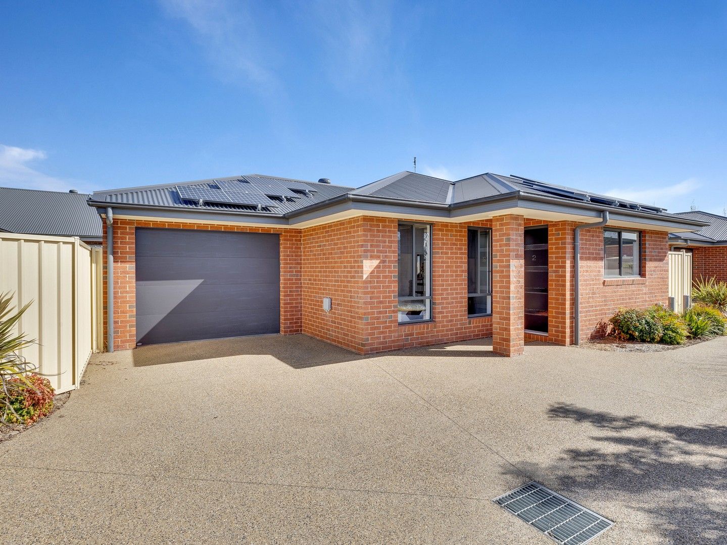 2/13 Weary Dunlop Drive, Benalla VIC 3672, Image 0