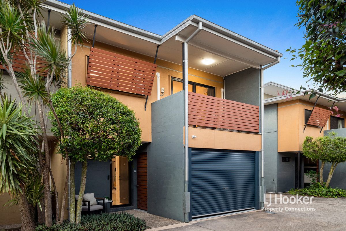 3 bedrooms House in 9/1 Bradley Avenue KEDRON QLD, 4031