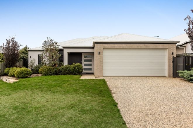 Picture of 1/12 Yarrow Close, MIDDLE RIDGE QLD 4350