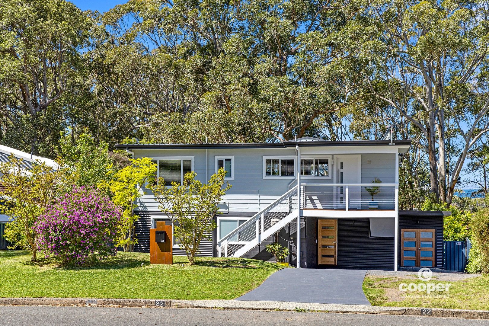 22 Lockhart Avenue, Mollymook NSW 2539, Image 2