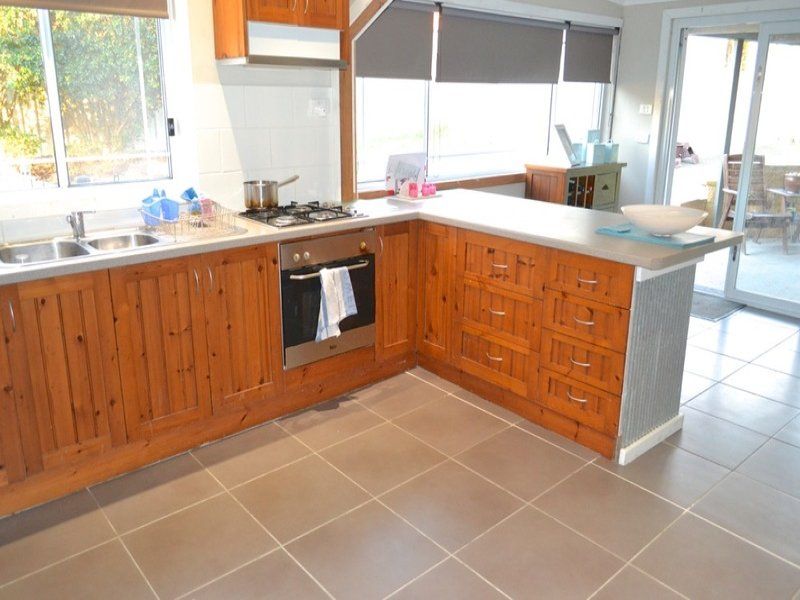 77 Awaba Street, Morisset NSW 2264 House For Rent Domain