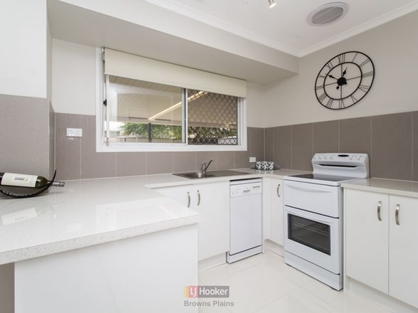 24 Quandong Street, Crestmead QLD 4132