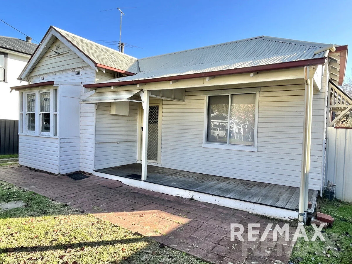 18 Morundah Street, Wagga Wagga NSW 2650