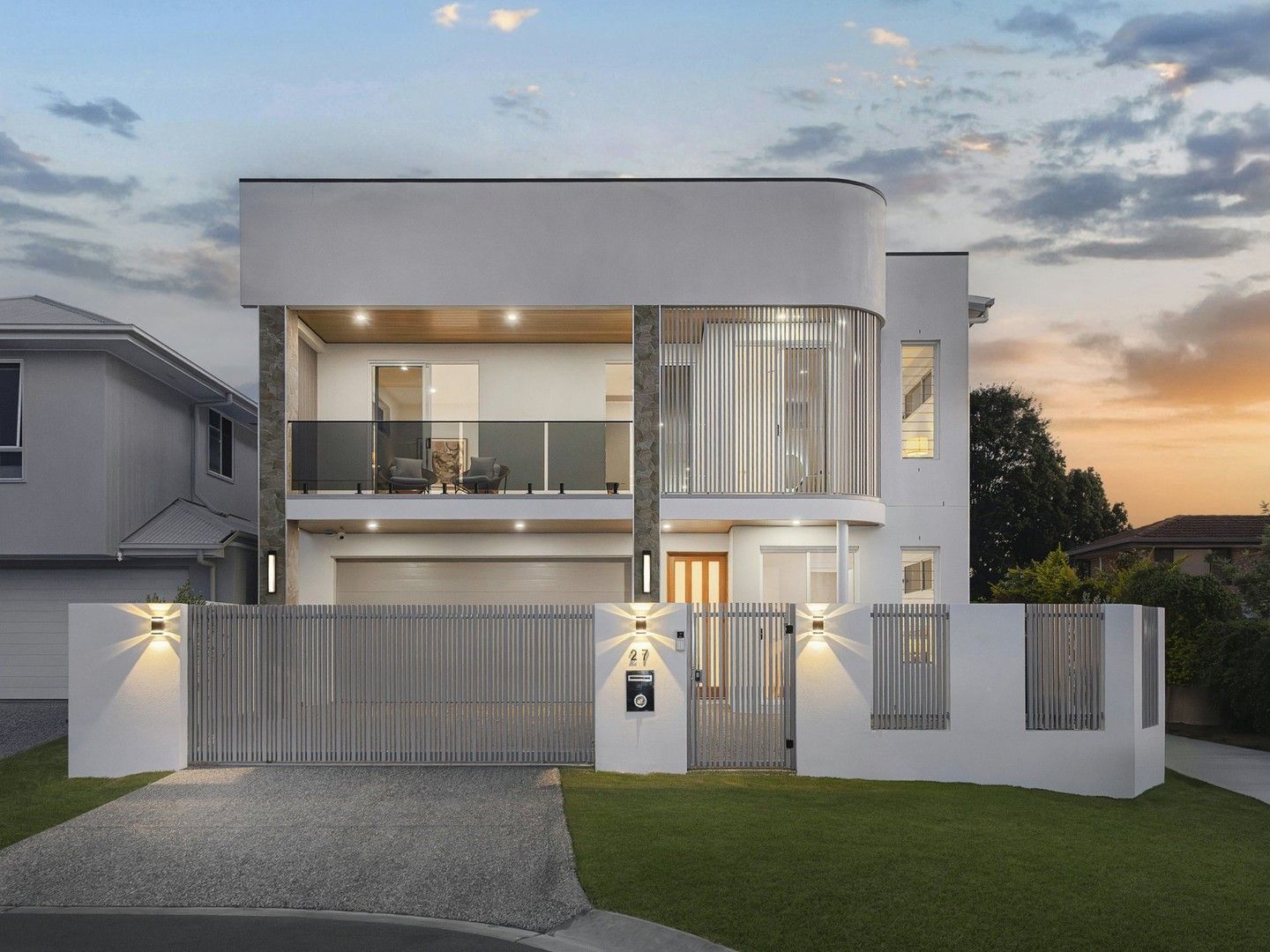 5 bedrooms House in 27 Abloom Street ROCHEDALE QLD, 4123