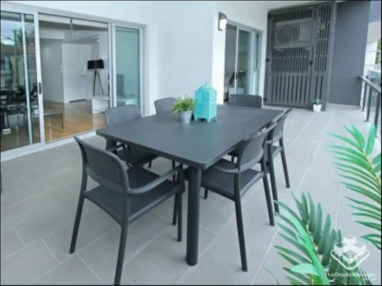 Additional image 8 of 7/2 Laurence St, St Lucia QLD 4067