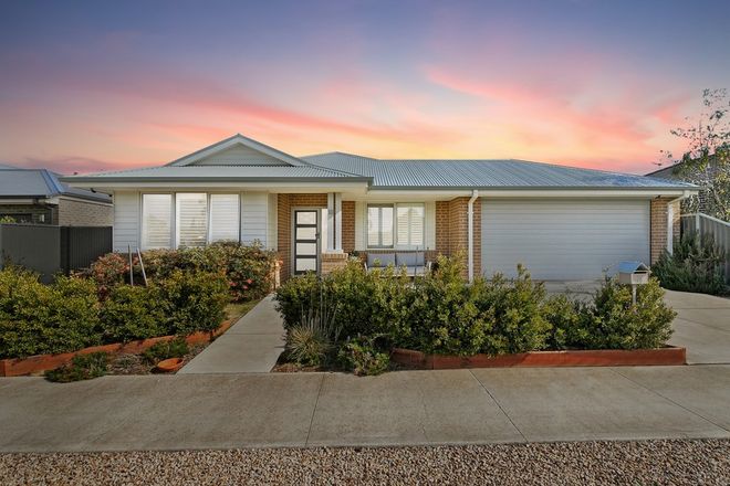 Picture of 16 Ware Street, BANNOCKBURN VIC 3331