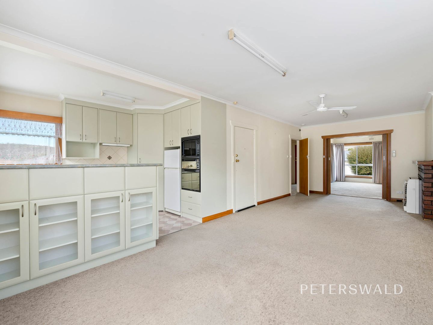 19 Lennox Avenue, Lutana TAS 7009, Image 2