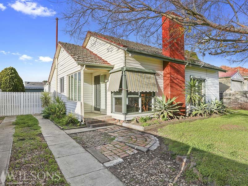 7 Mcneill Avenue, East Geelong Property History & Address Research