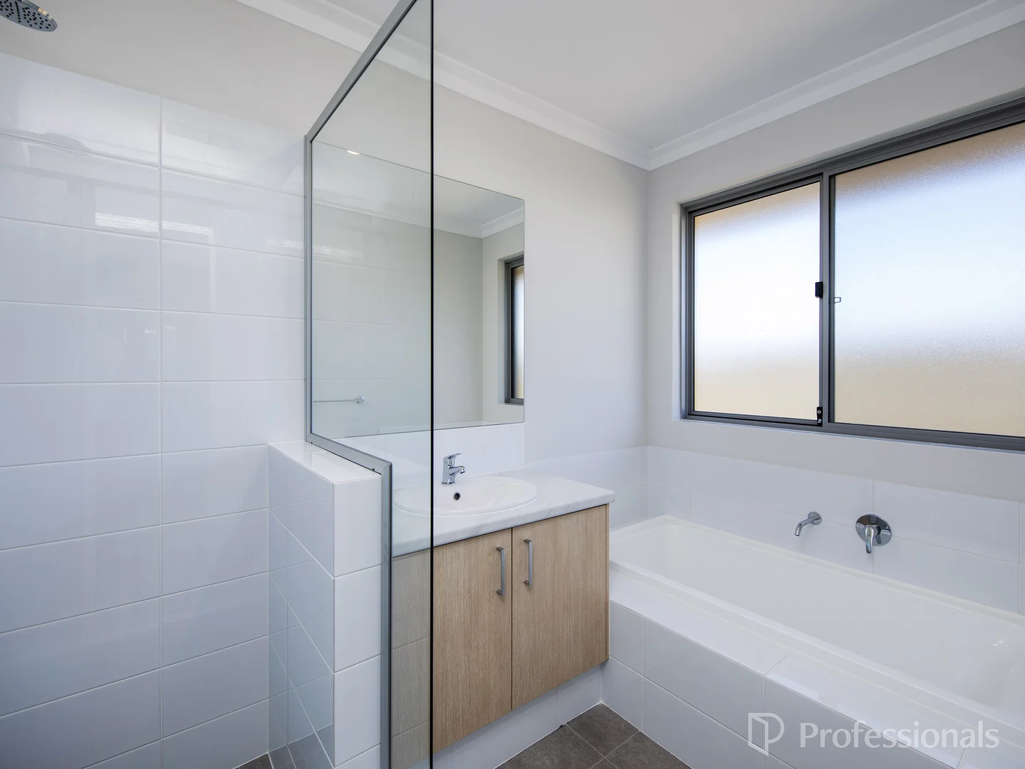 Additional image 14 of 123 Alverstone Boulevard, Lakelands WA 6180