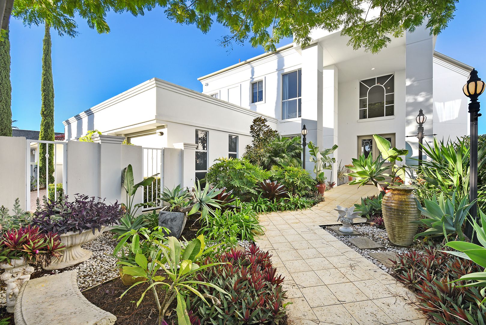 118 Commodore Drive, Paradise Waters QLD 4217 Domain