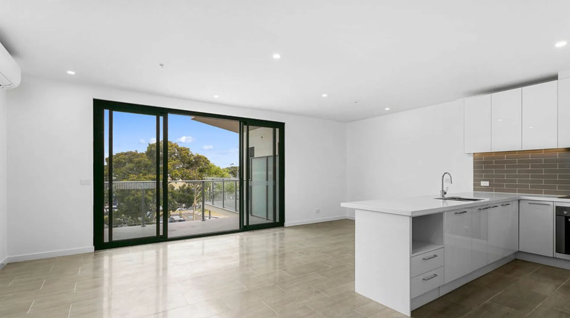 Additional image 3 of 203/866 Point Nepean Rd, Rosebud VIC 3939