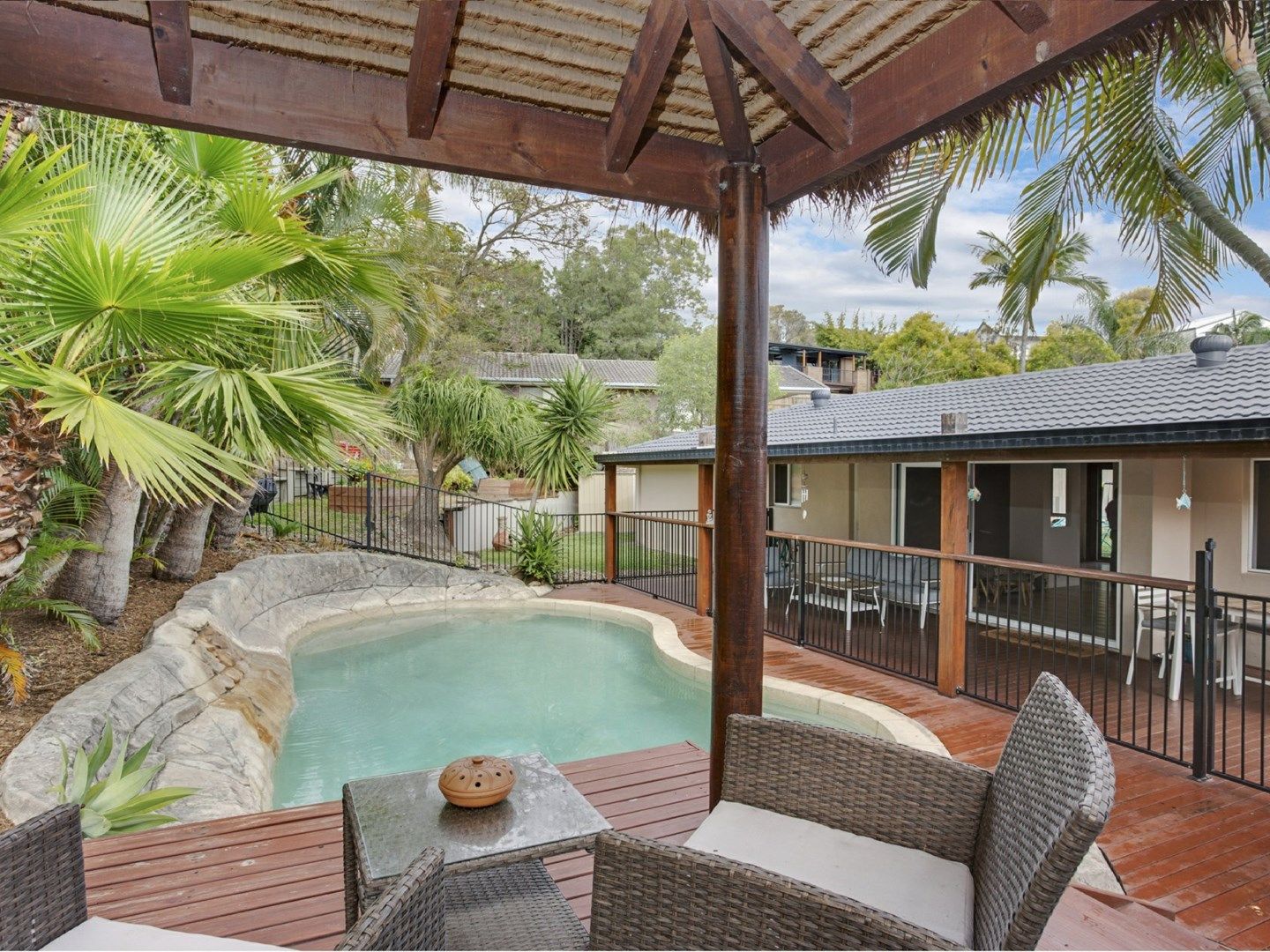 33 Jancoon Court, Carrara QLD 4211, Image 1