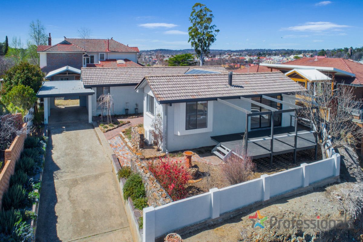 7 Hughes Place, Armidale NSW 2350, Image 0