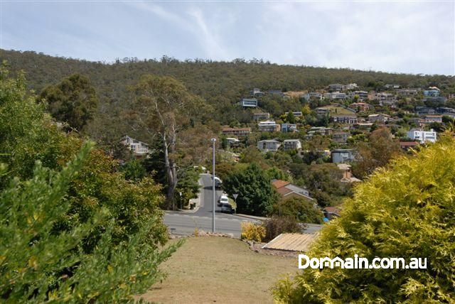 7/287 Churchill Avenue, SANDY BAY TAS 7005, Image 2