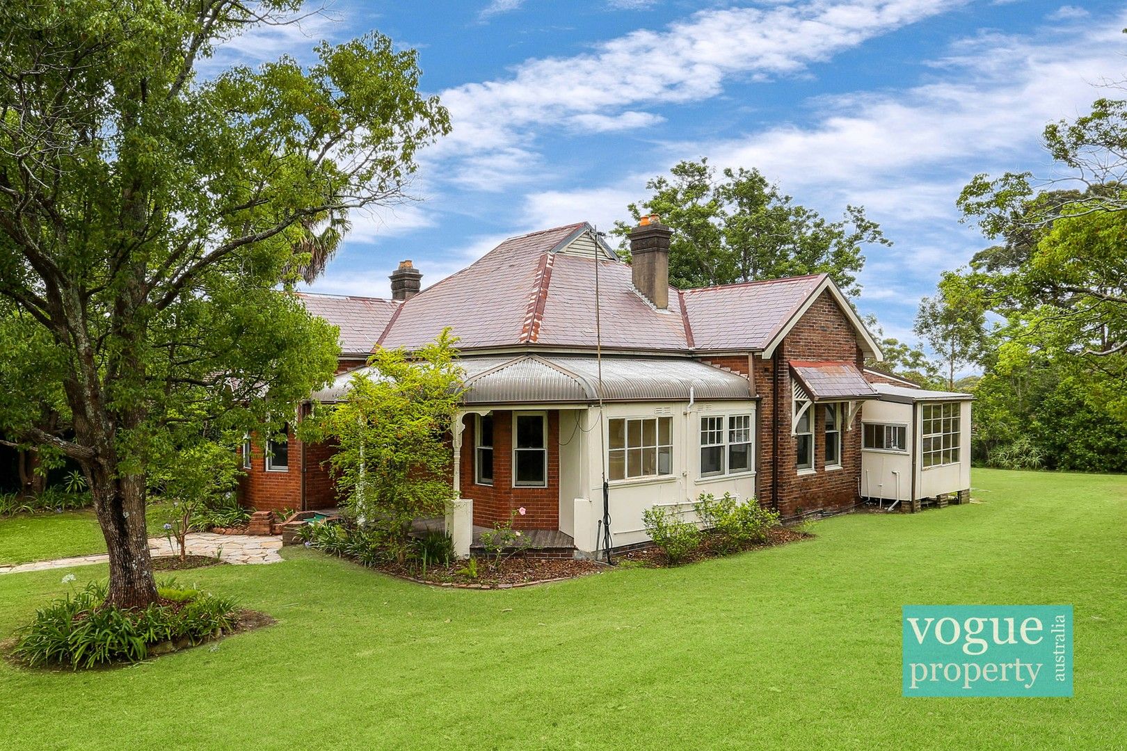 7 bedrooms House in 249 Peats Ferry Rd HORNSBY NSW, 2077