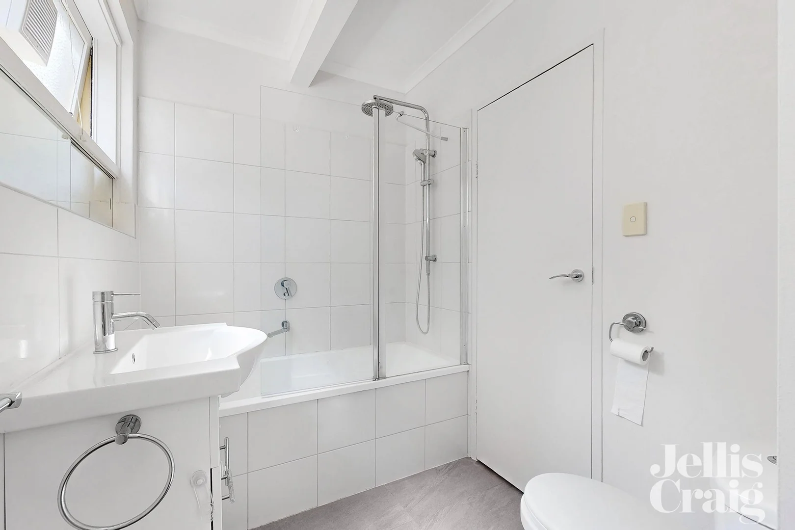 Additional image 9 of 2/1C Kangaroo Road, Murrumbeena VIC 3163