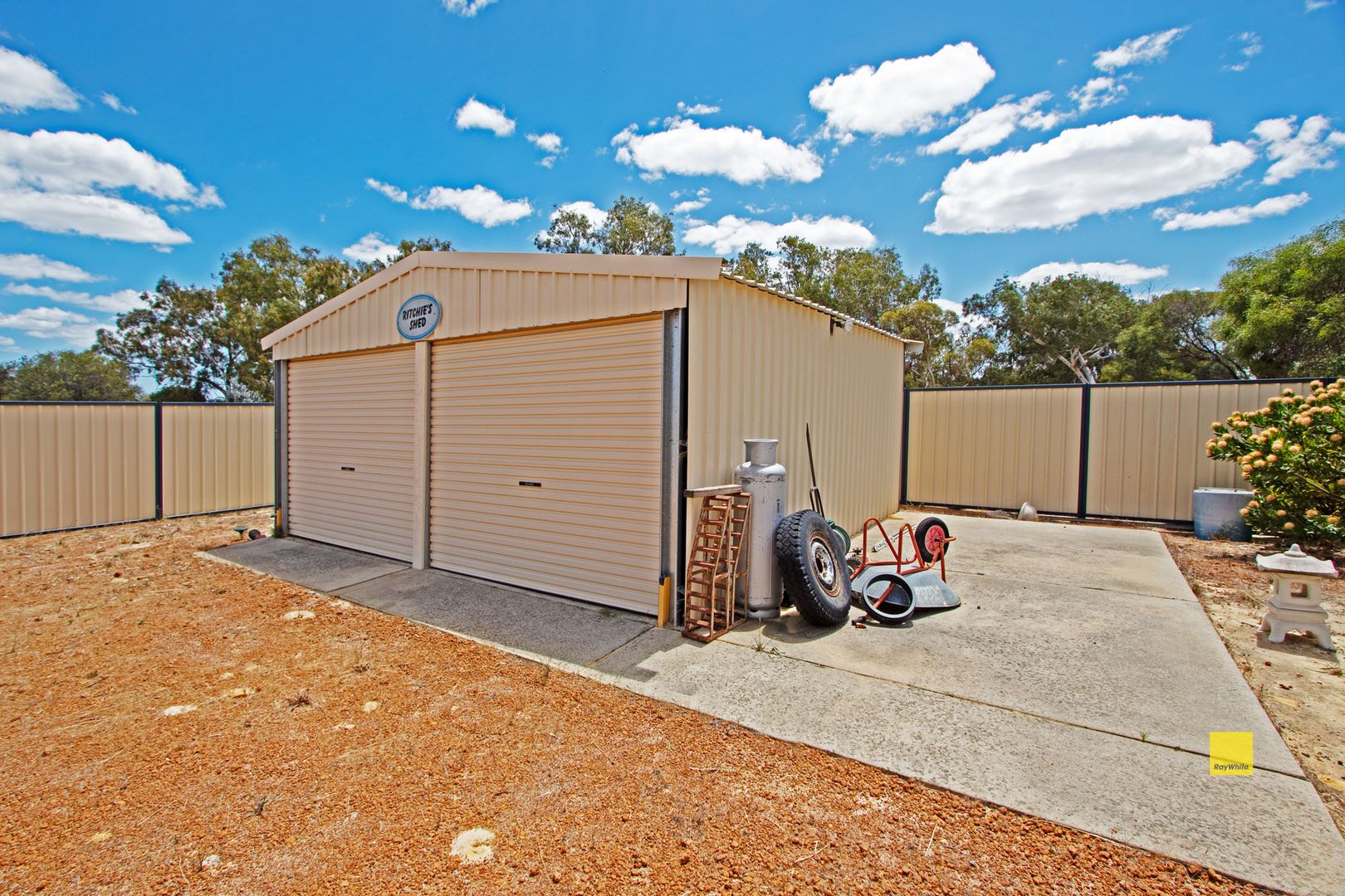 24 White Crt, Eneabba WA 6518, Image 1