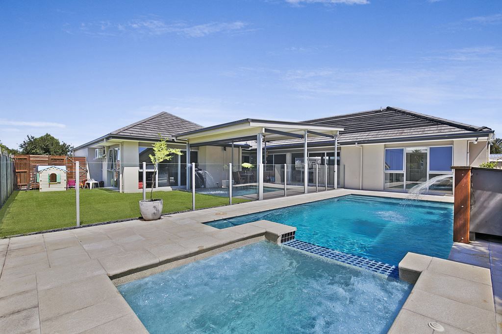 16 Watervale Parade, Wakerley QLD 4154, Image 0