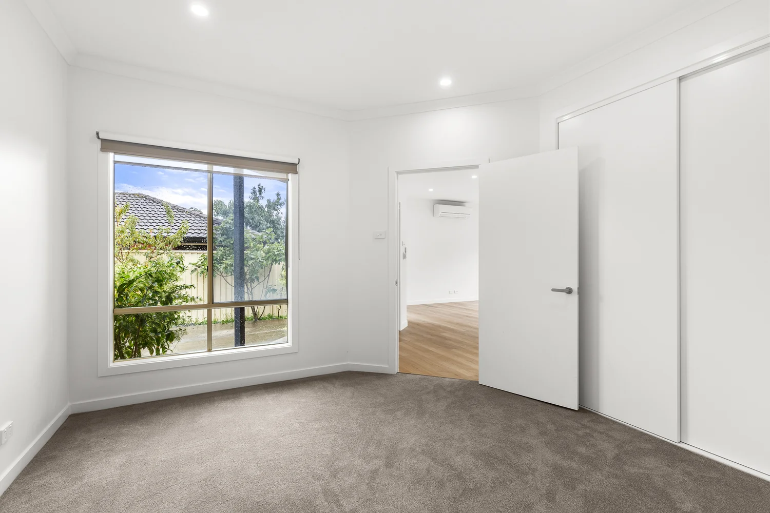 Additional image 9 of 2/6 Frost Drive, Delahey VIC 3037