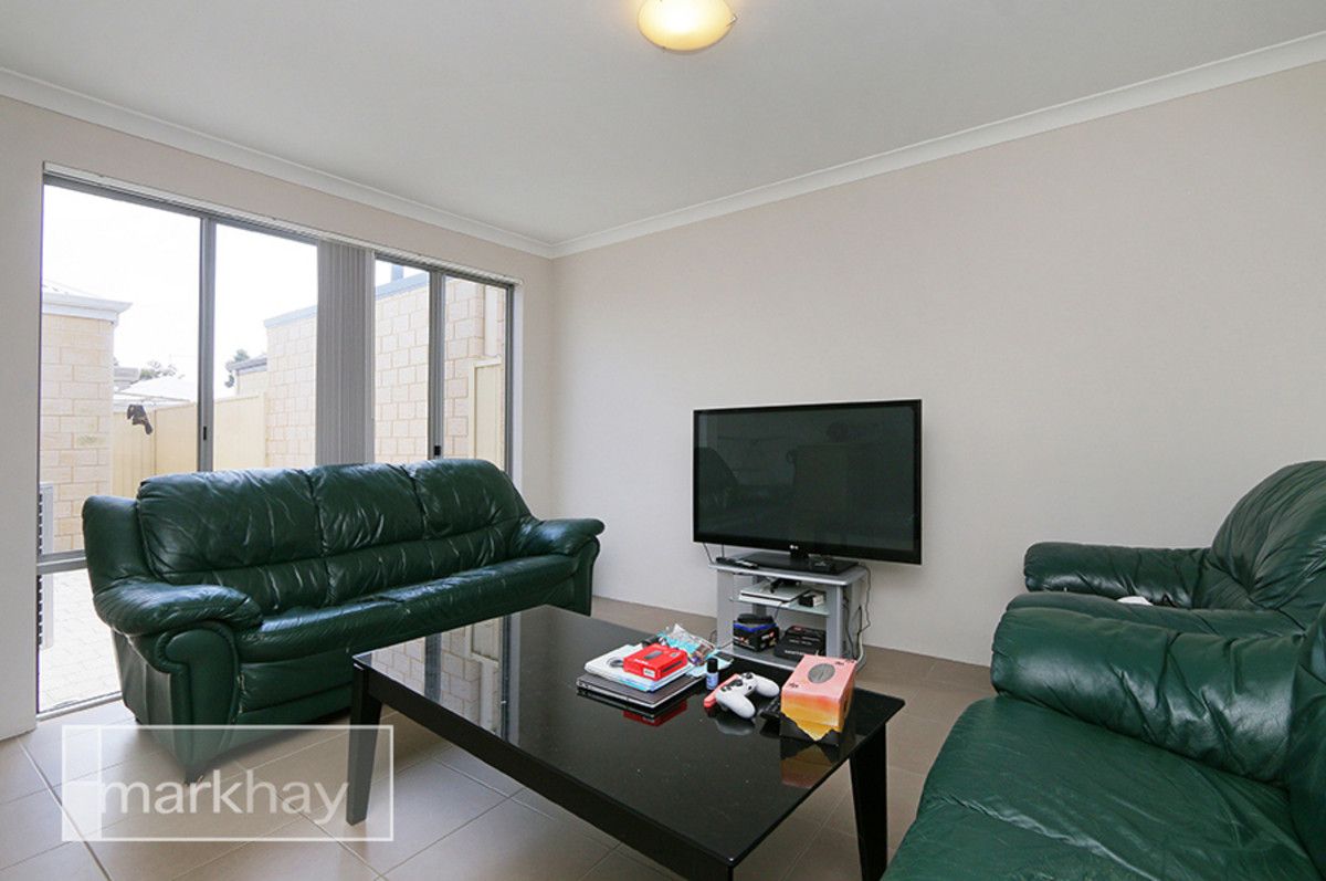 8 Buncrana View, Southern River WA 6110, Image 1