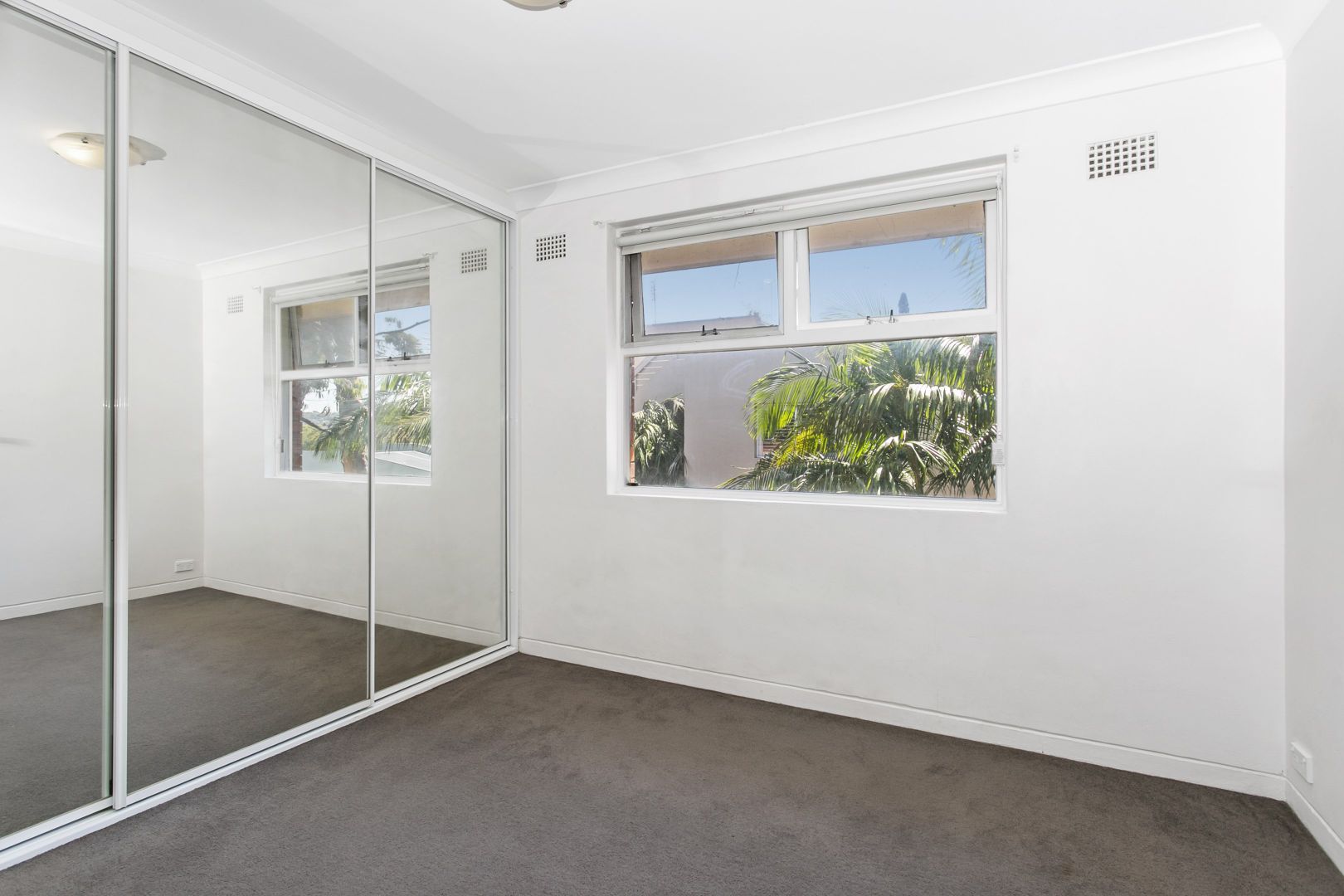 15/2 Campbell Parade, Manly Vale NSW 2093, Image 2