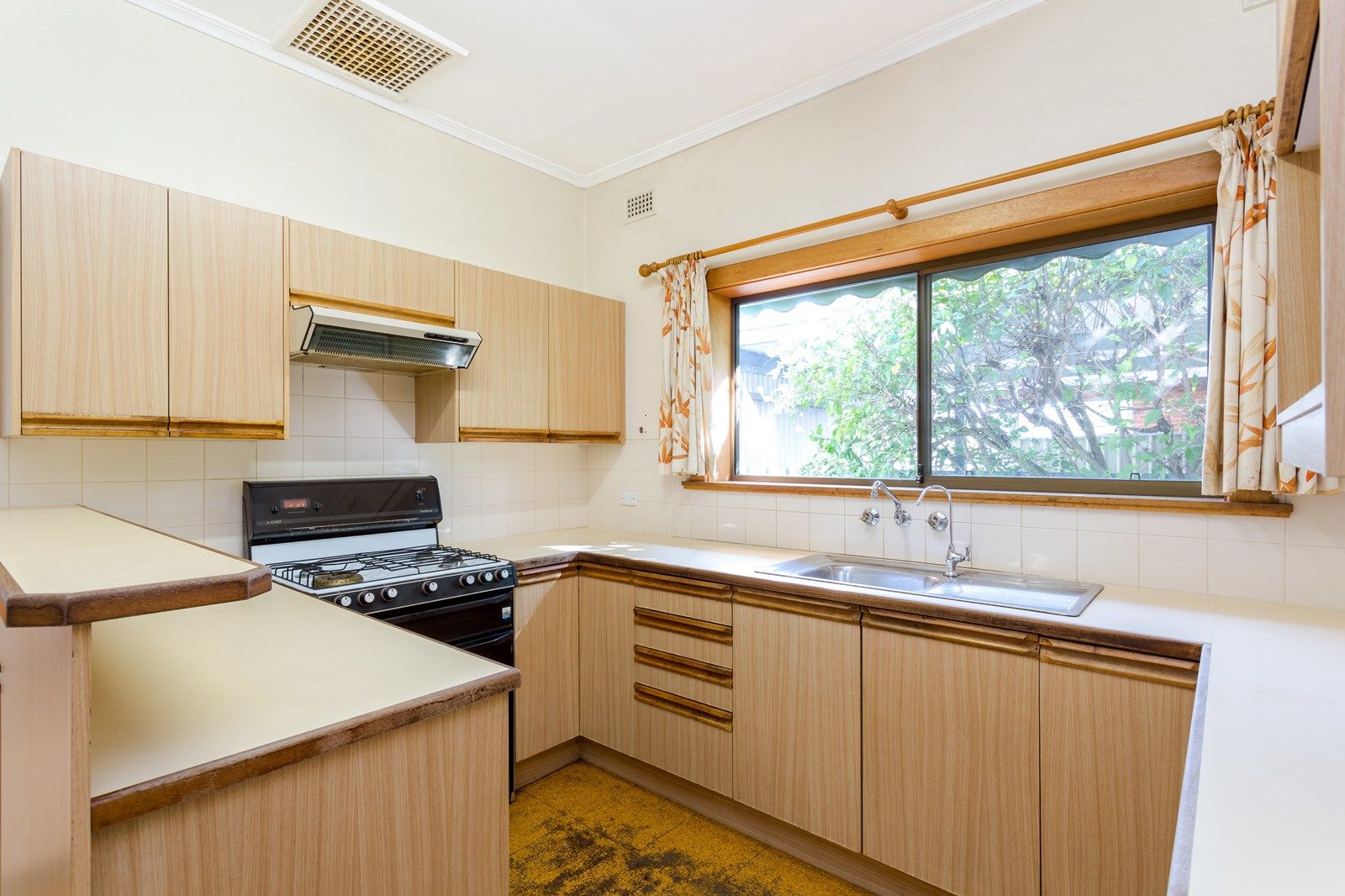 209 North East Road, Hampstead Gardens SA 5086, Image 2