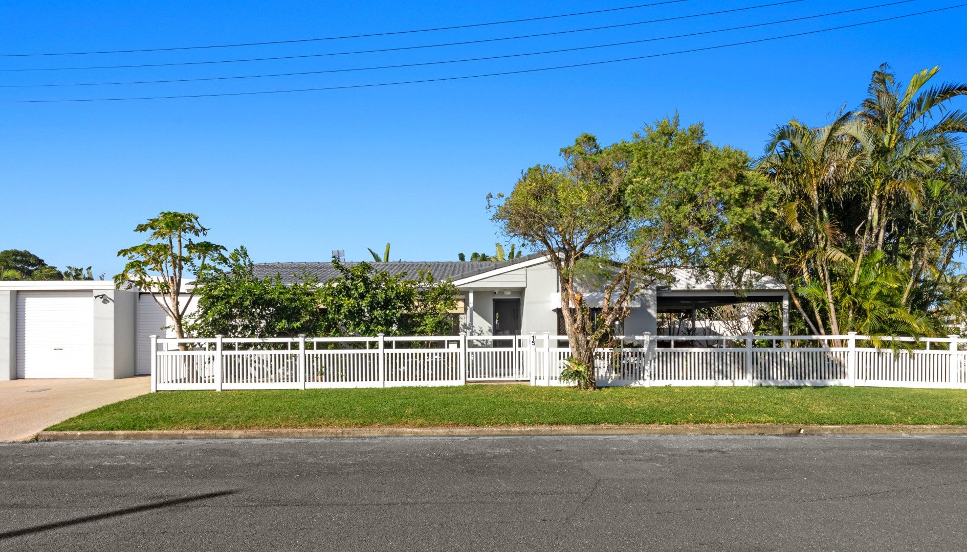 1/15 Wills Avenue, Golden Beach QLD 4551, Image 2