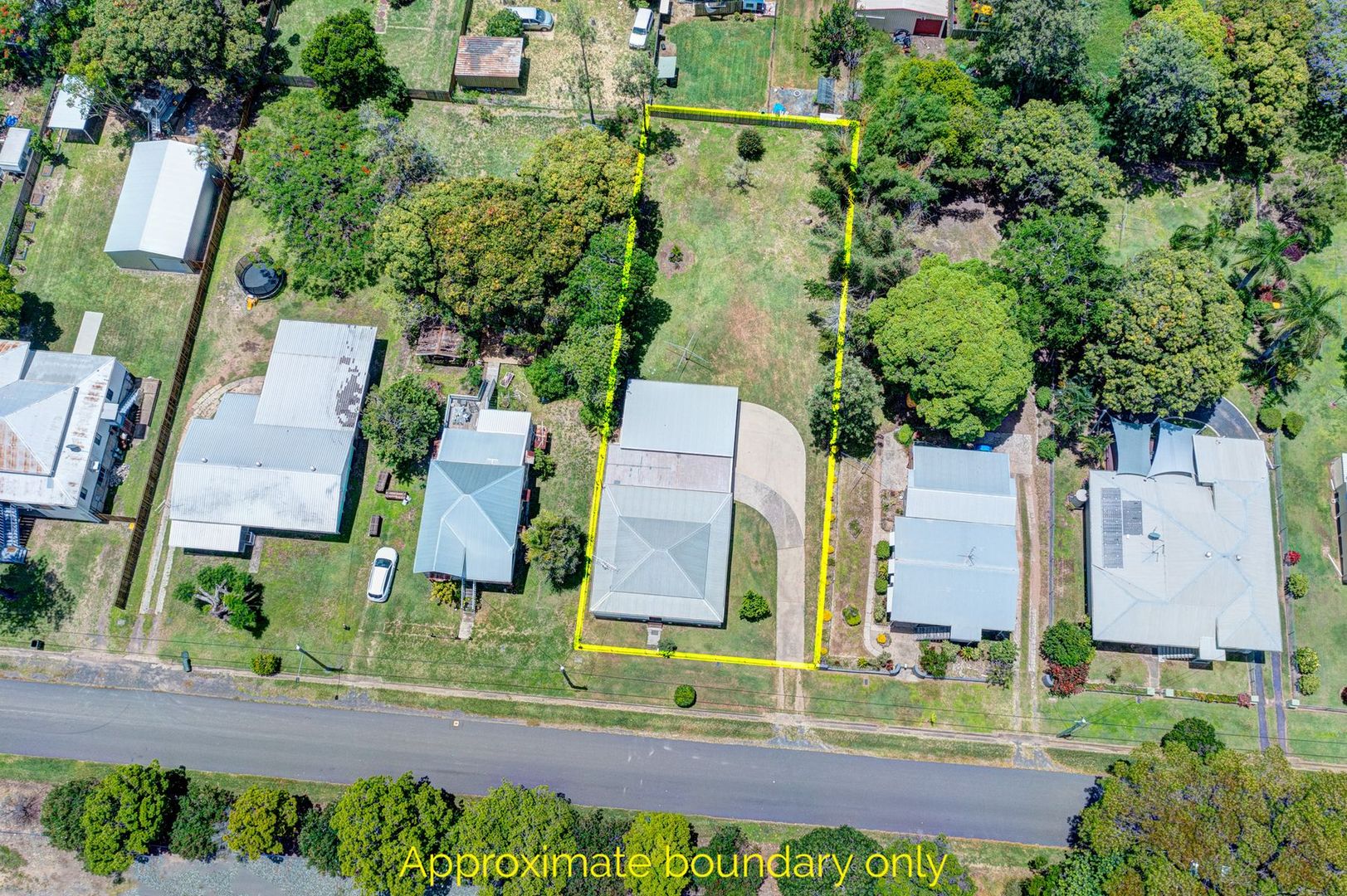 11 Station Street, Bundaberg North QLD 4670, Image 2