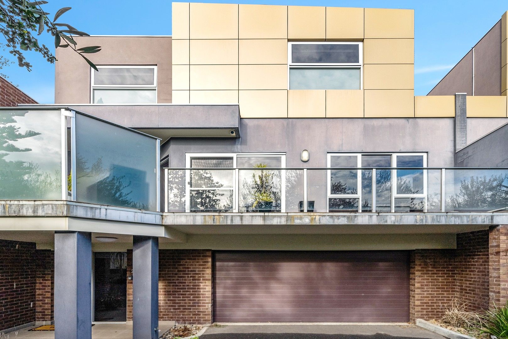 2C Valley View Court, Niddrie VIC 3042 | Domain