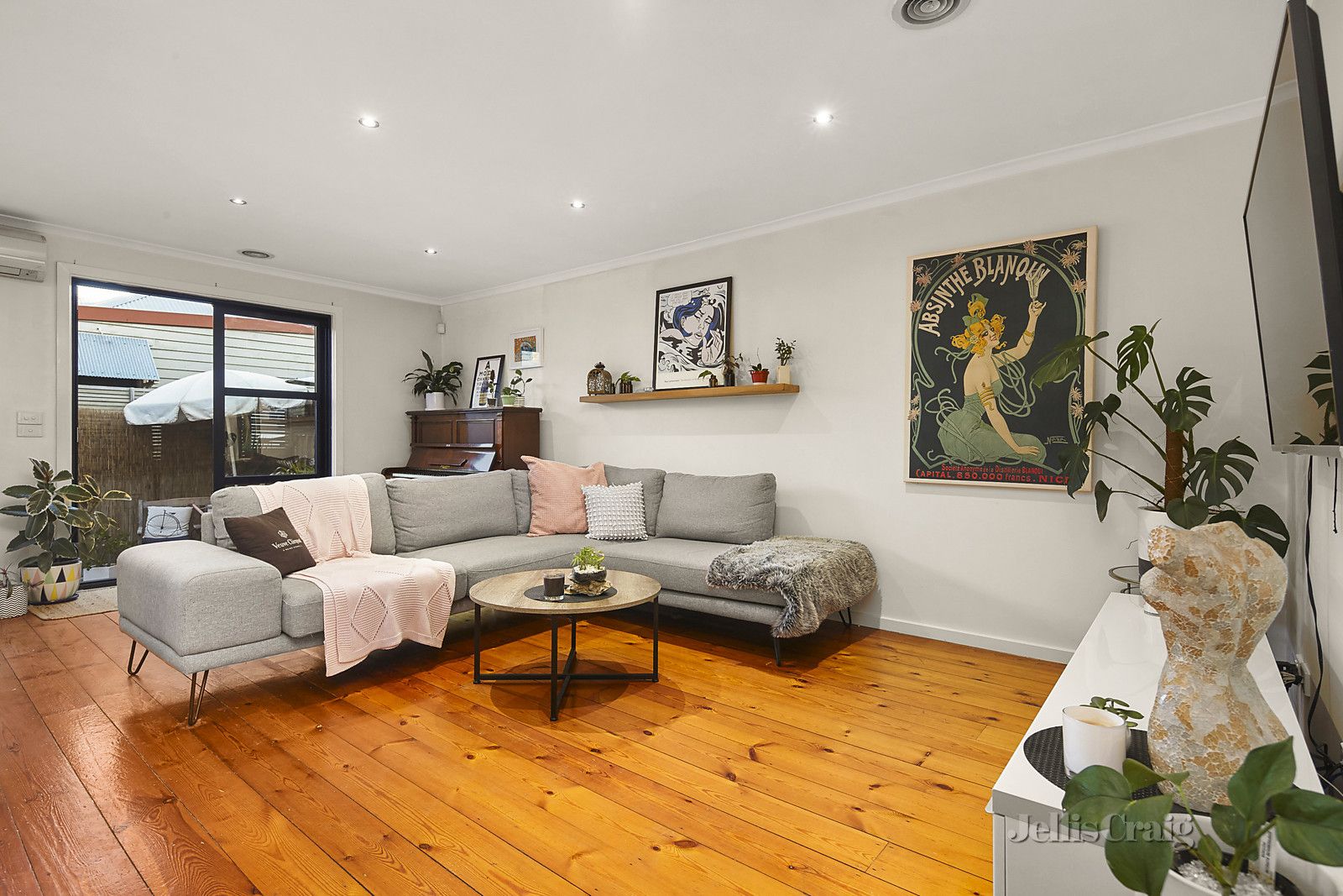 1/17 Southampton Street, Footscray VIC 3011, Image 2