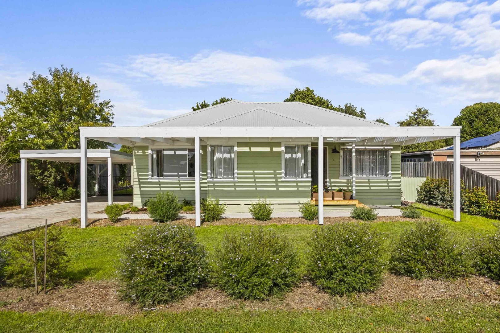 21 Edols Street, Ballan VIC 3342