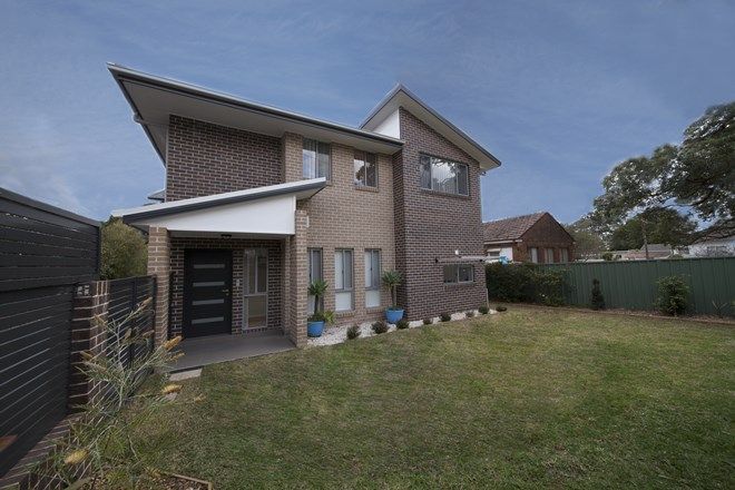 Picture of 1/17 Old Berowra Road, HORNSBY NSW 2077