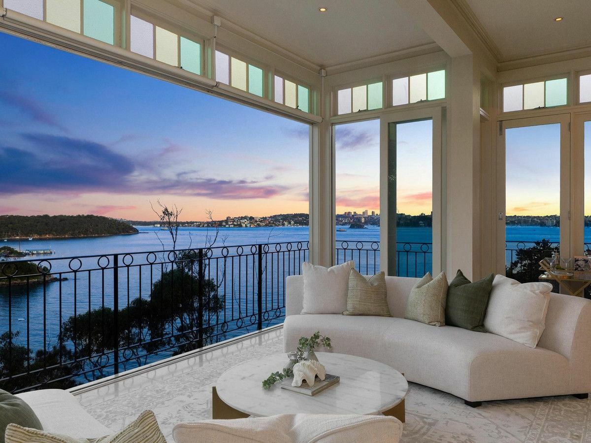 5 bedrooms House in 11 Raglan Street MOSMAN NSW, 2088