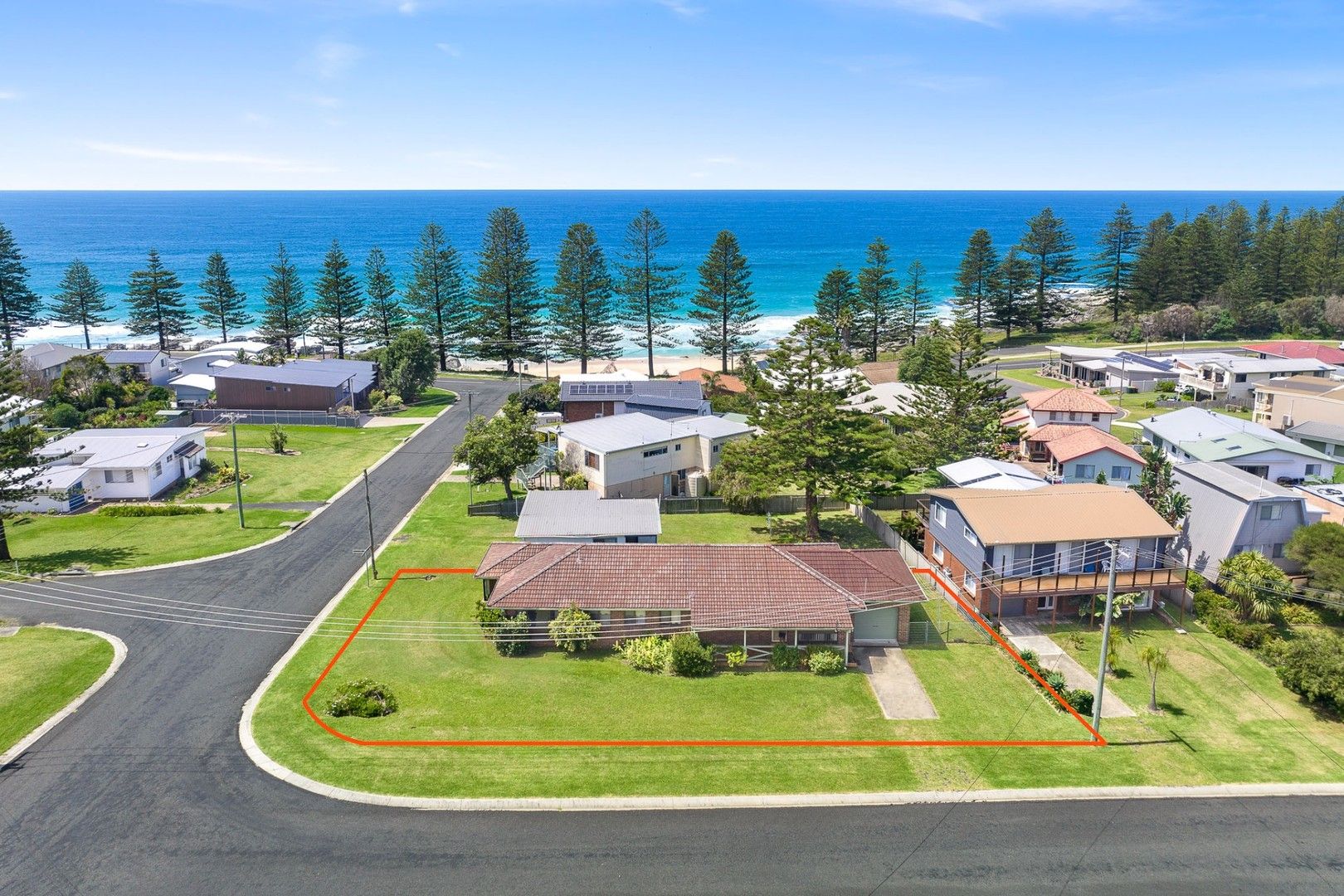 2 Whiting Street, Tuross Head NSW 2537, Image 0