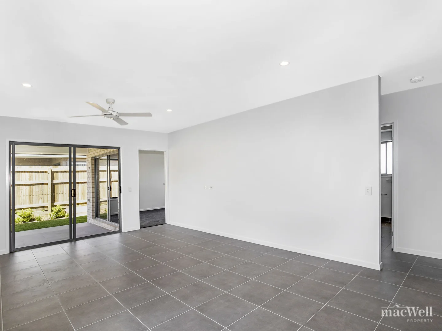 Additional image 8 of 128 Grahams Road, Strathpine QLD 4500