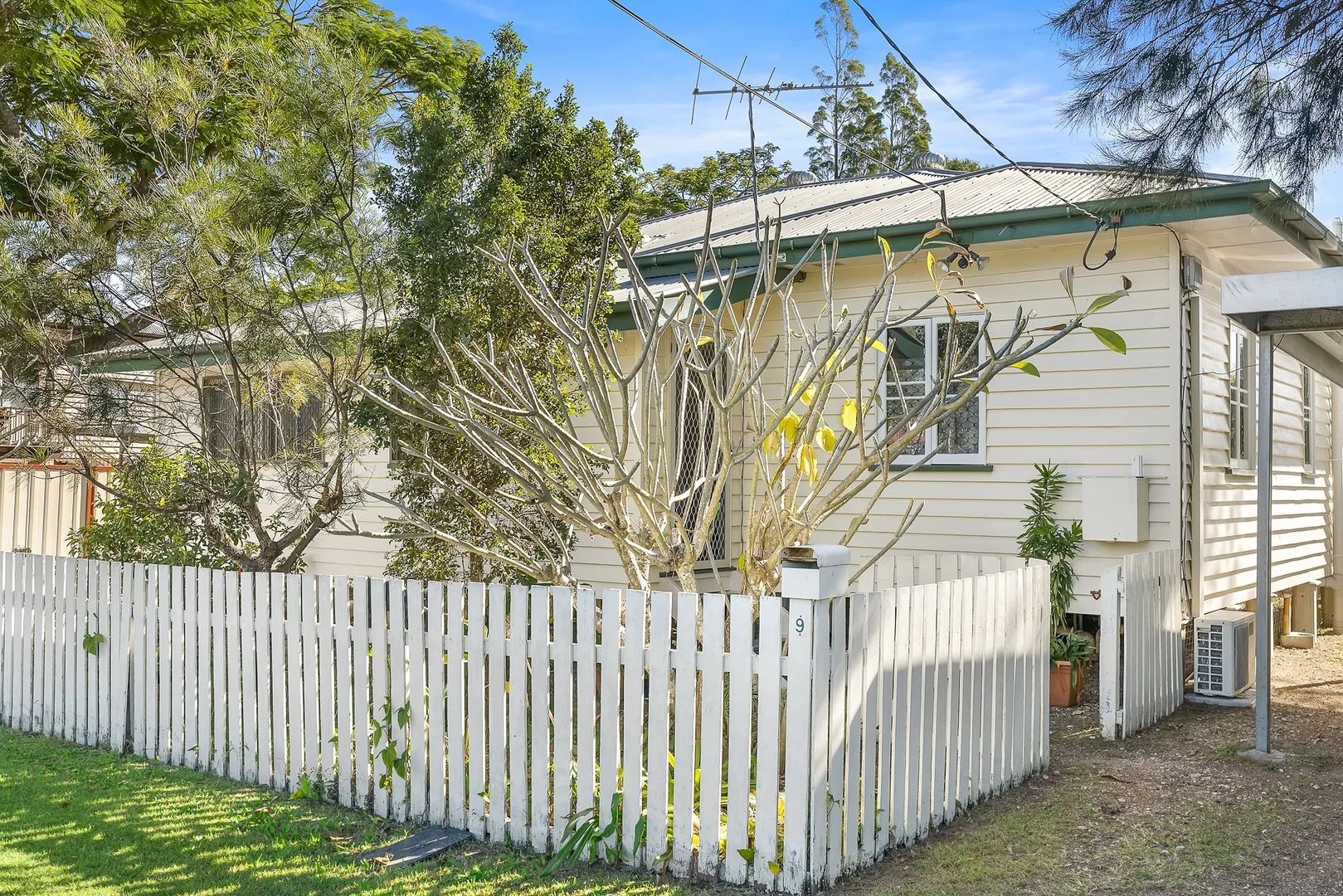 9 Northcote Street, East Ipswich QLD 4305