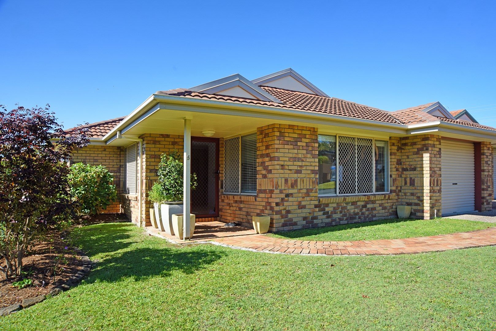 Villa 5/2a Albatross Avenue, Aroona QLD 4551, Image 0